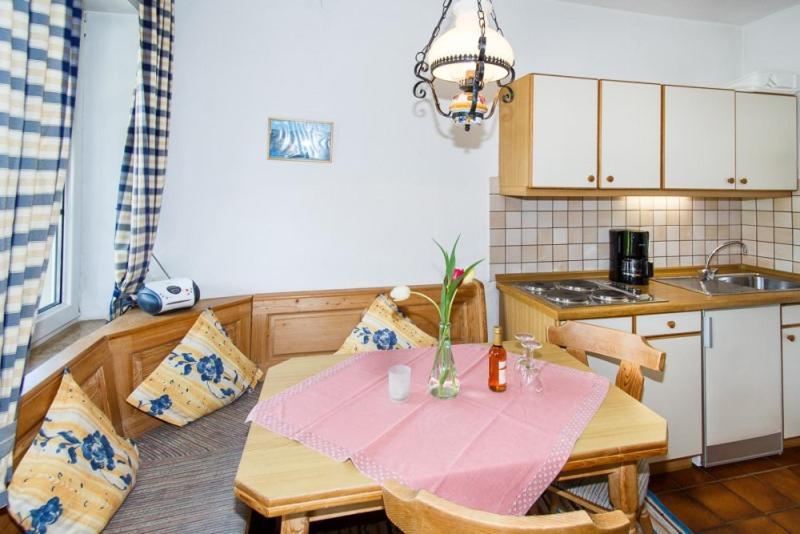 Cafe Chiemgau Und Gaestehaus Ruhpolding Kültér fotó