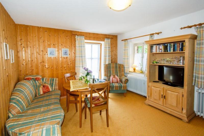 Cafe Chiemgau Und Gaestehaus Ruhpolding Kültér fotó